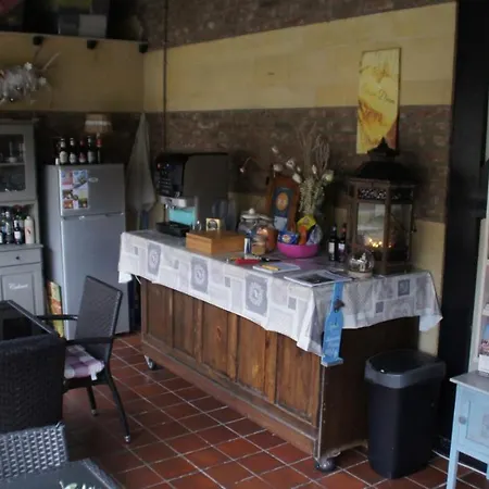 Oda ve Kahvaltı Ferrum Ferrum