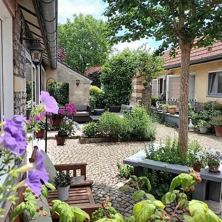 Oda ve Kahvaltı Ferrum Ferrum 4*