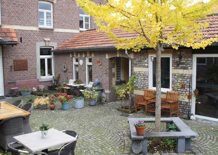 Ferrum Ferrum ベッド・アンド・ブレックファスト ファルケンブルフ