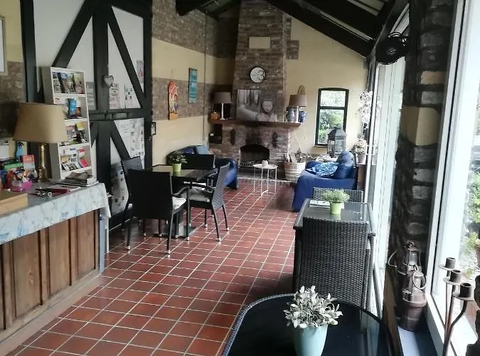 Ferrum Ferrum ベッド・アンド・ブレックファスト ファルケンブルフ